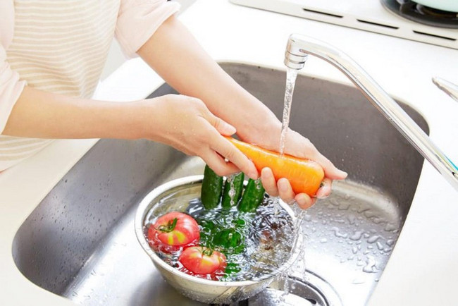 Phương pháp rửa rau củ quả đúng cách bạn nên biết
